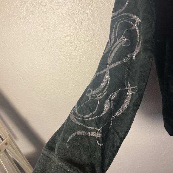 BCBG velour front zip hoodie. Size‎ Lg. - Picture 3 of 3